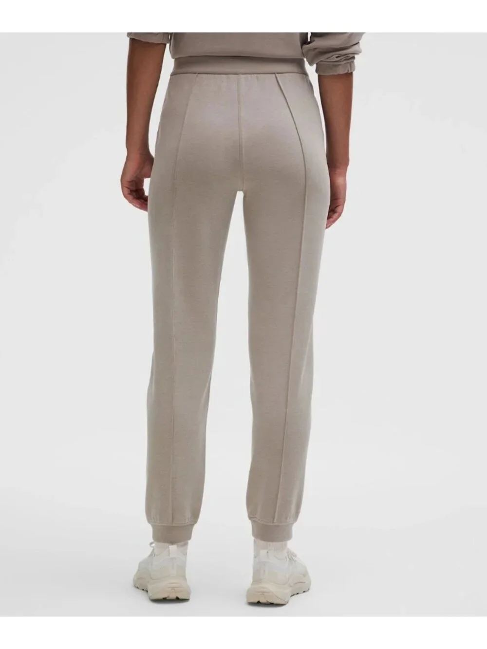Lululemon Athletica Softstreme Classic-Fit High-Rise Jogger M Soft Ash Gray
